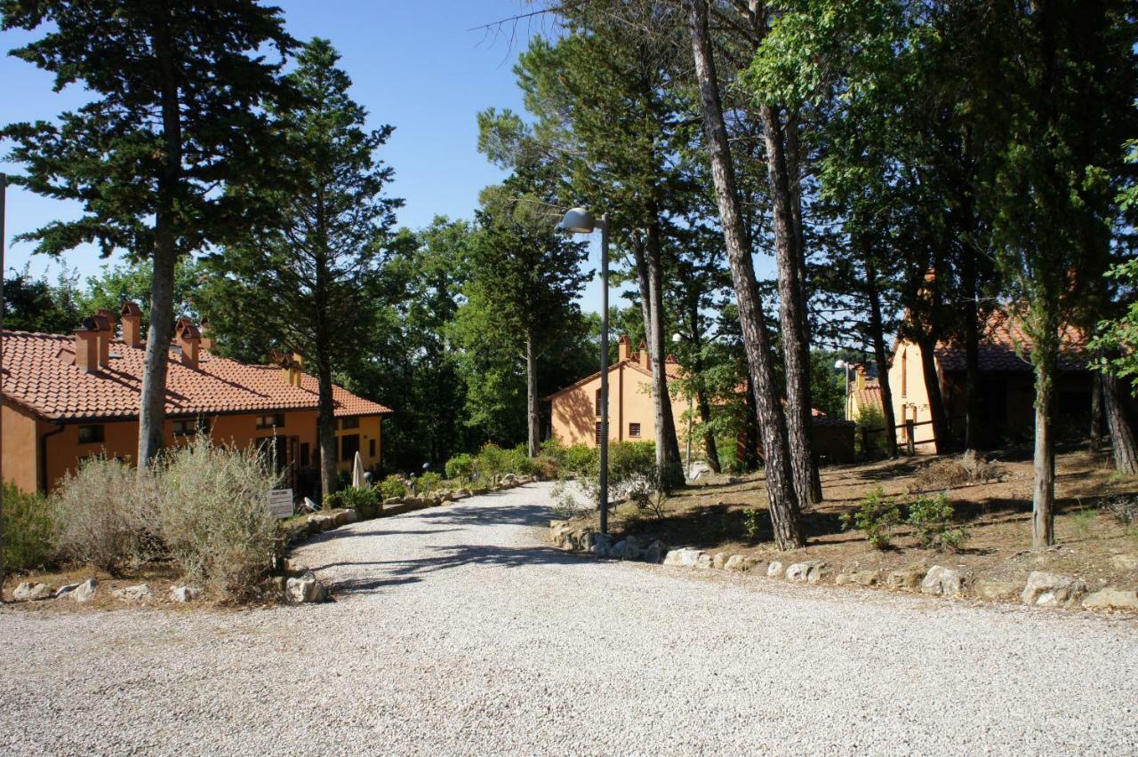 Villa Borgo La Fungaia Gambassi Terme Exterior photo